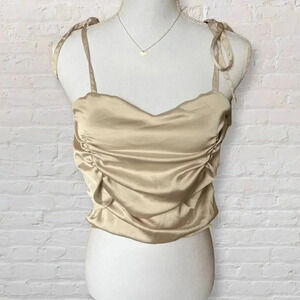 Chie Fever Cream Crop Top Blouse, Size S